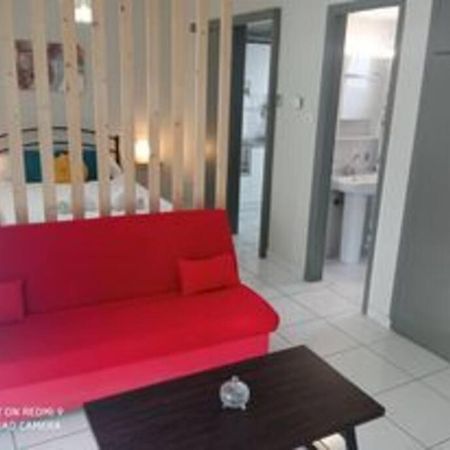 Lemon - Happyhostgr - Downtown Apartment Volos Exterior foto