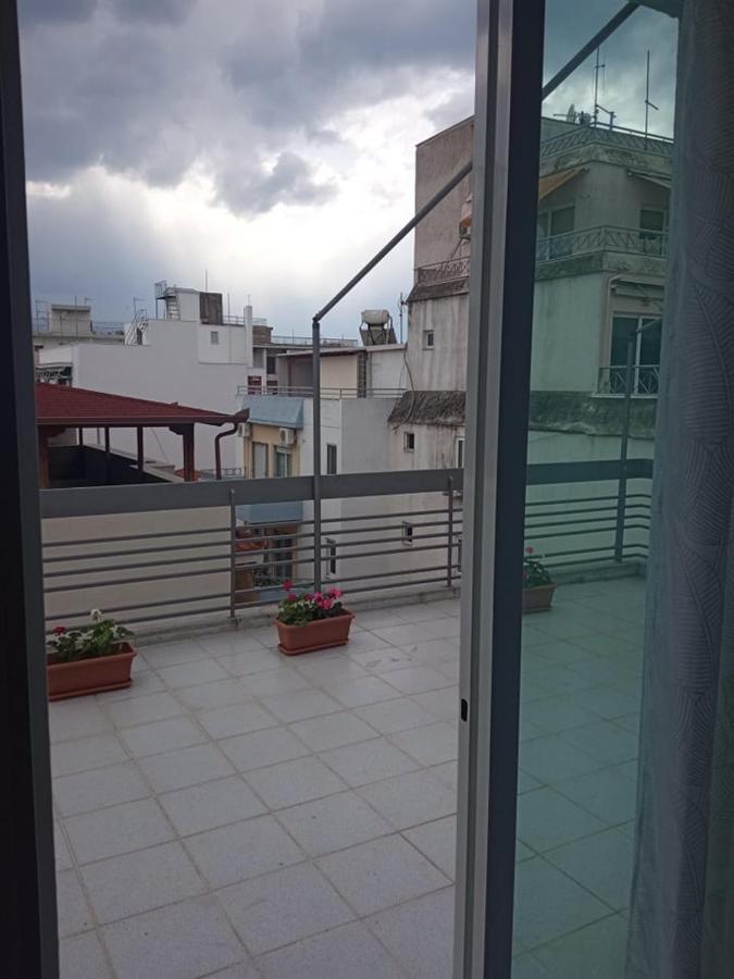 Lemon - Happyhostgr - Downtown Apartment Volos Exterior foto